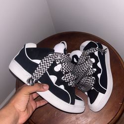 Lanvin Curb