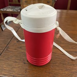 Vintage Igloo Insulated Drink Cooler With Strap