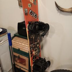 tech nine snowboard 