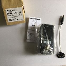 Electric Guitar Chromatic Tuner, True Bypass  Pedal ( With Power Plug Adapter For 9V Battery. SOUTH GATE p. Up