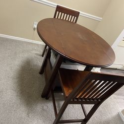 Dining Room Table And Chairs 