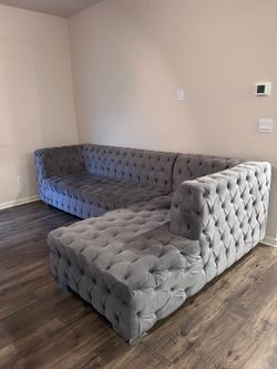 Luxury Grey Velvet Tufted Sectional Sofa – Glam Chesterfield Style