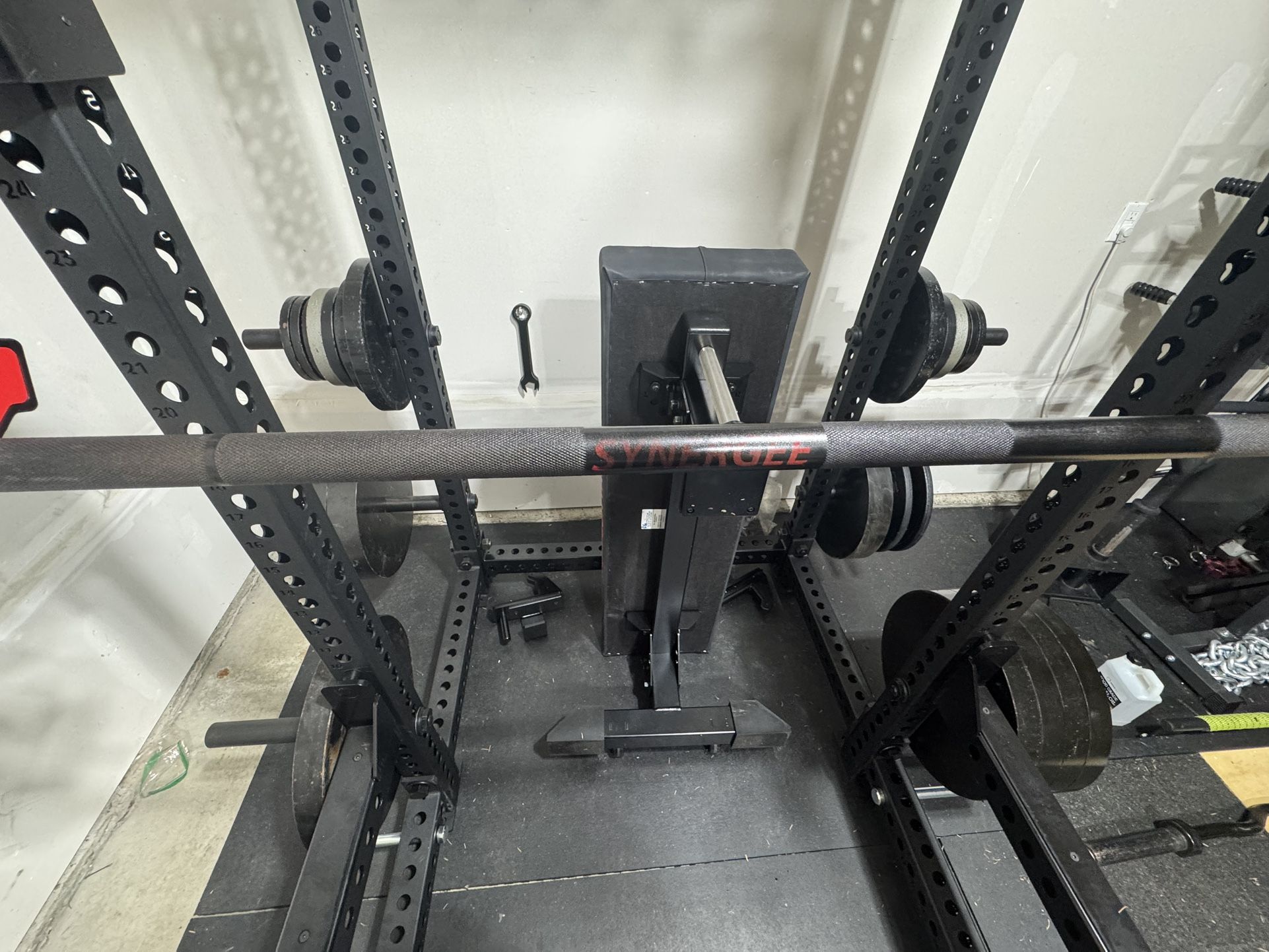 Synergee Olympic Barbell