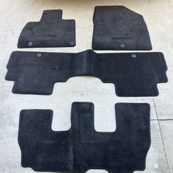 OEM 2020-2024 Kia Telluride Carpet Floor Mats