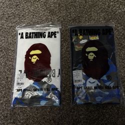 2 Bape T’s Black And White 
