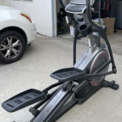 NordicTrack E7.5 i Elliptical