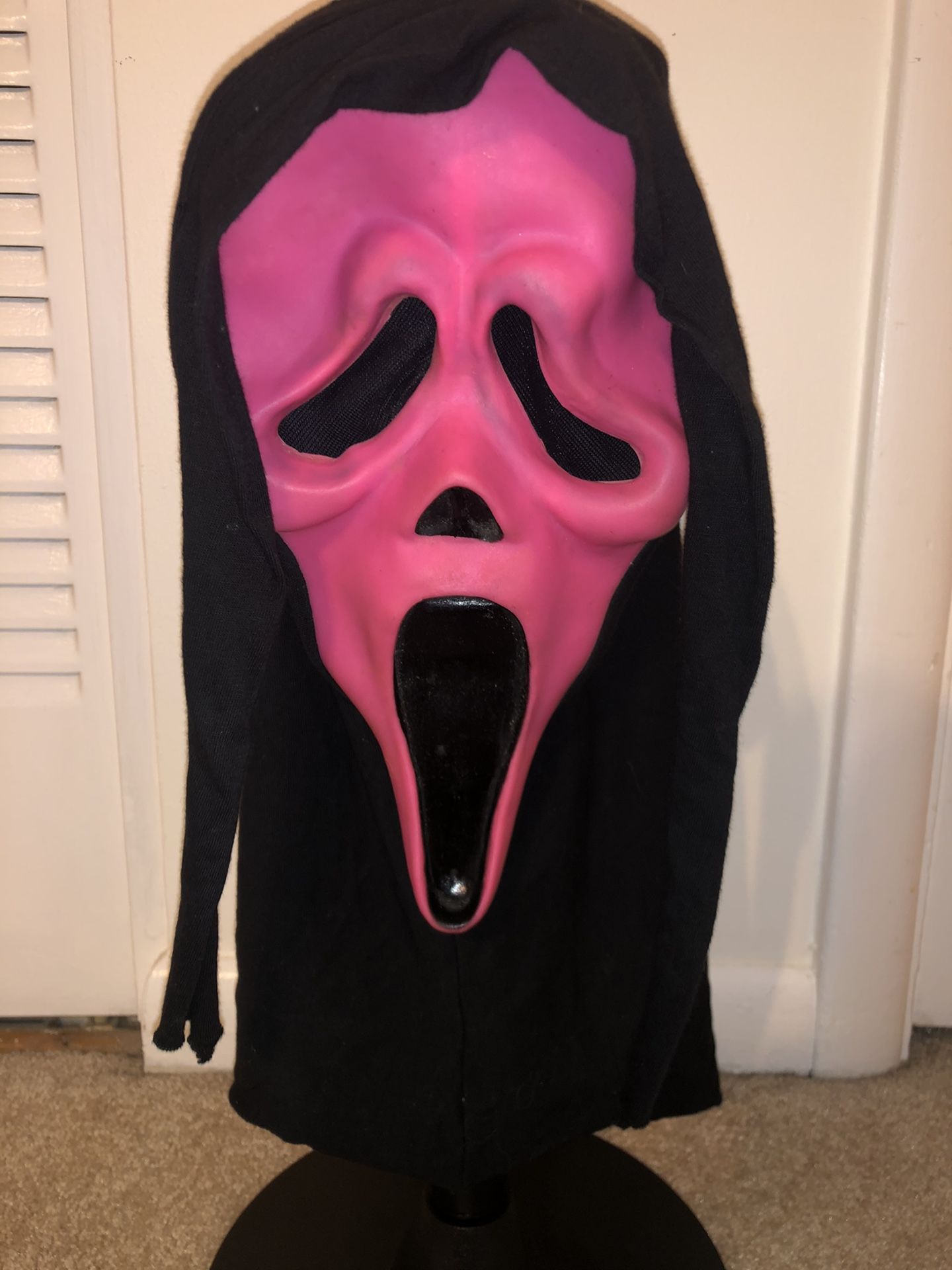 Fantastic Faces Gen 1 Fun World DIV Pink Fluorescent Pink SCREAM Ghostface Mask Horror Movie RARE is