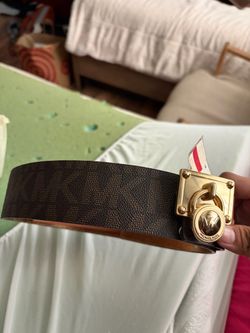 Woman coach and MK belt