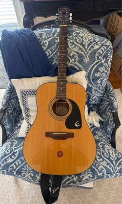 Gibson Acoustic Guitar Epiphone PR-200 NA