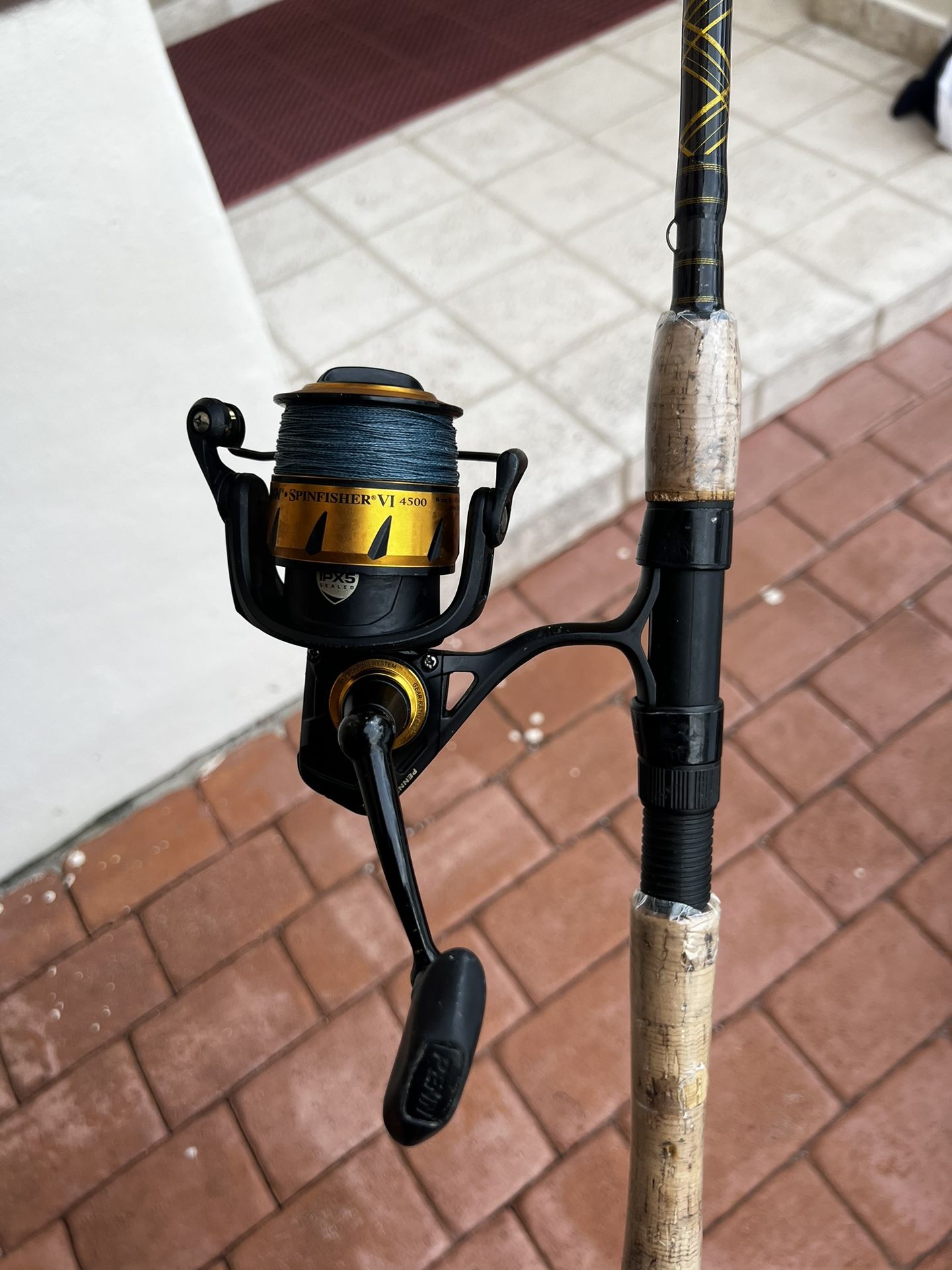 Spinfisher VI Fishing Reel And Rod Combo