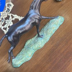 Porcelain thoroughbred figurine