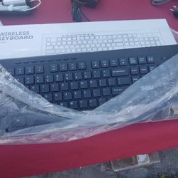 Wireless Full Size Keyboard 