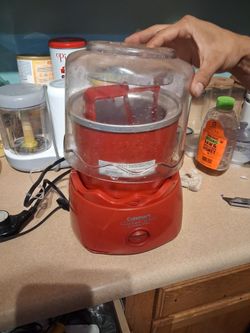 Ice cream maker