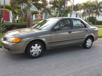2000 Mazda Protege sedan 152k miles auto RUNS GREAT!