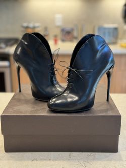 Gucci Kim Bootie Size 36
