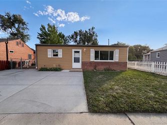 Unit 103 | 2 bd | 1 ba | 765 sqft 433 Sunnyside Ln, Longmont, CO 80504