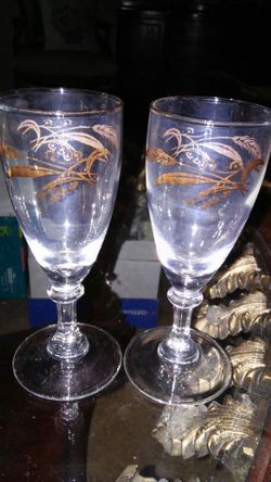 Midcentury Sherri glasses wheat design