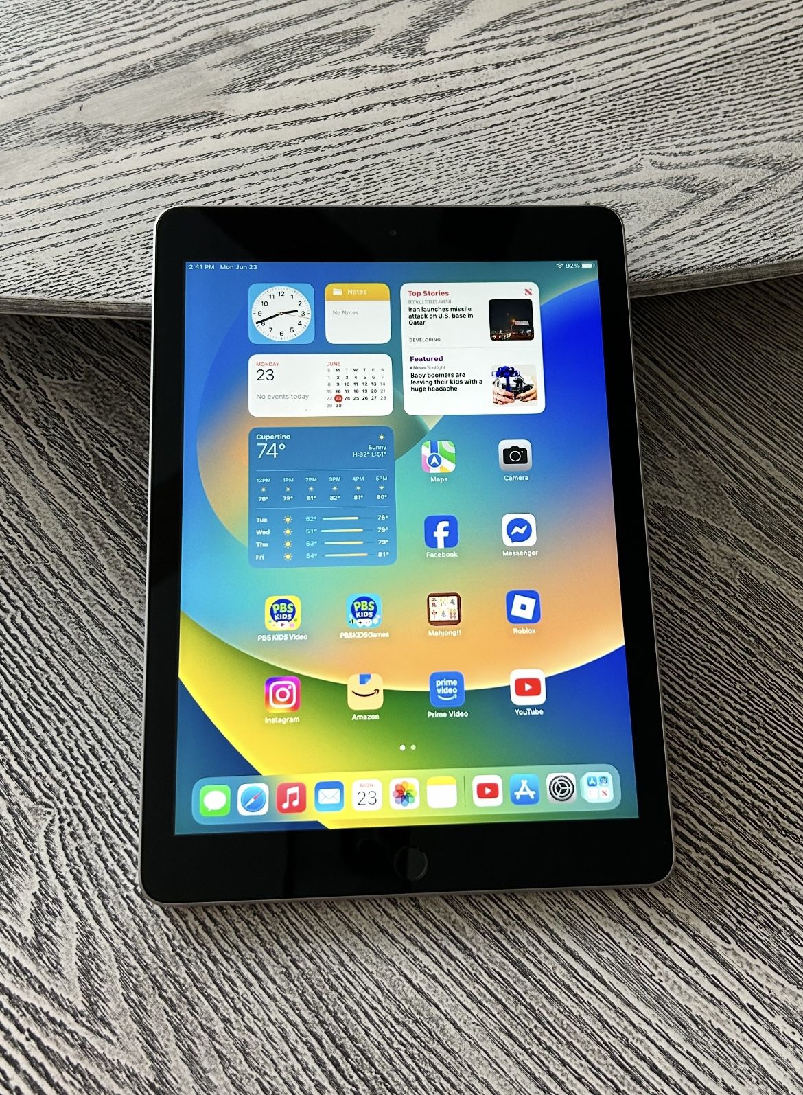 Apple iPad 32GB A1822 in excellent condition. $85