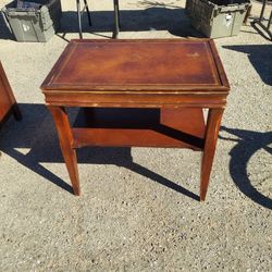 VINTAGE SMALL TABLE 