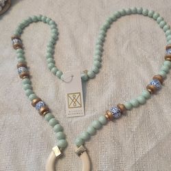 Beautiful Specialty Shop Necklace New With Tags