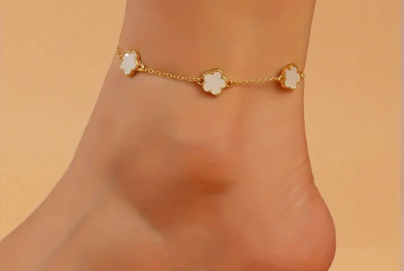 Trendy Flower Anklet