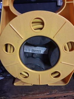 25 ft cord with plug in on wheel