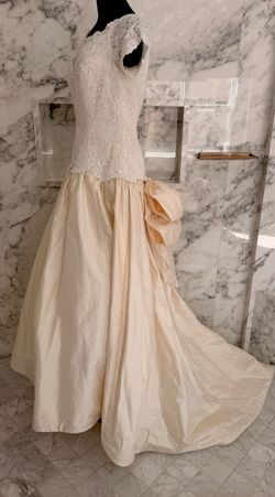 Vintage Mori Lee Wedding Dress Size 14 100% Silk Lace Bow Train Bridal Gown New