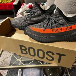  Yeezy 350 boost v2 