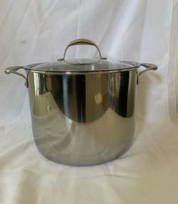 Olla de 20 Qt $180 try play Nueva