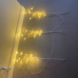 LED Lighted Willow Branches White (2)