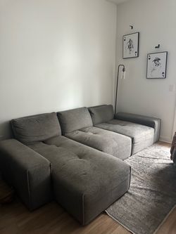 Rooms To Go - Modular Couch