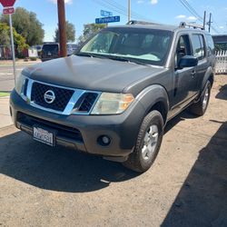 Nissan Pathfinder 2008