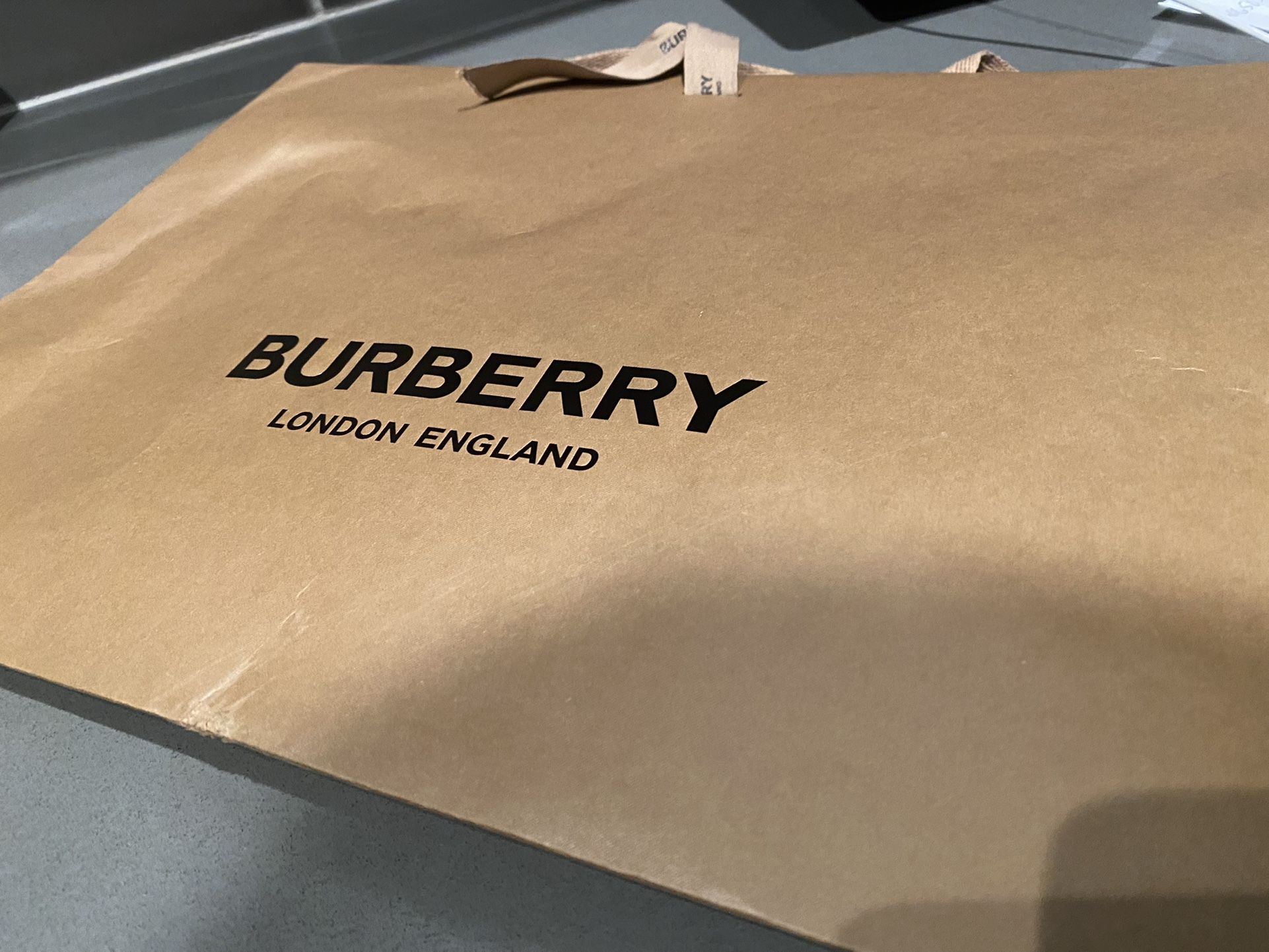 Burberry Shopping Bag 