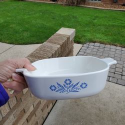 Vintage Cornflower 1 Qt Casserole Dish