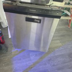 Frigidaire Diswasher Staineless Steel