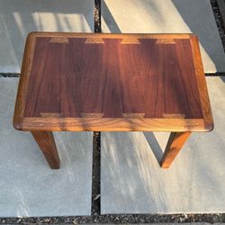 Lane Acclaim - Low Lamp Table, Cube End Table - Mid-Century - 17x21x13.5 inches (Silver Lake)
