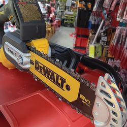 DeWalt 20V Max 8in. Brushless Cordless Pruning Chainsaw. Tool-Only 