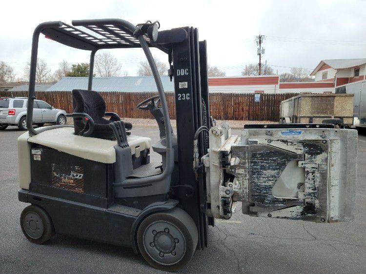Forklift Electric Good Working Conditions I Can Show It Working Comes Whit Charger 