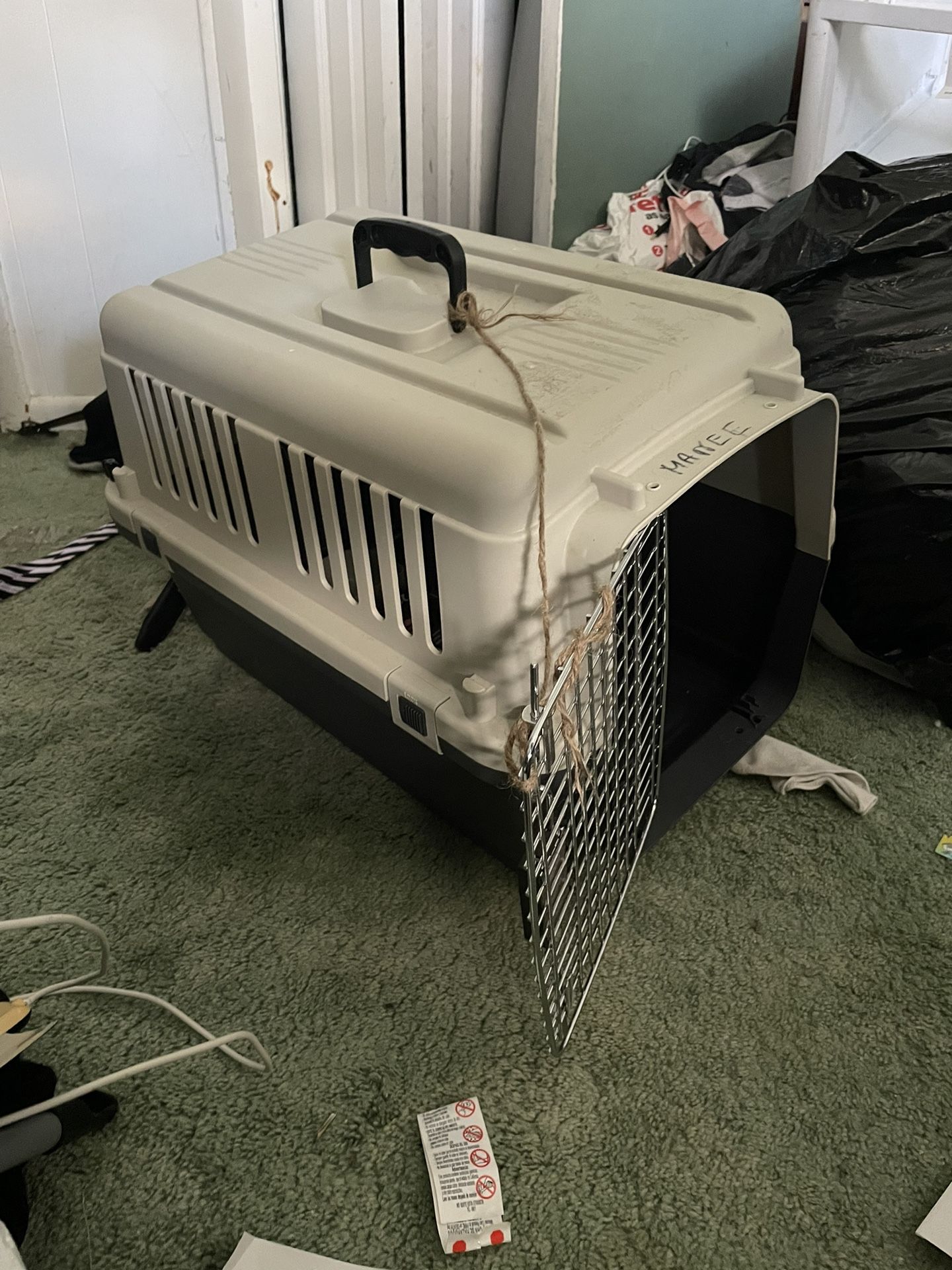 Dog Crate (s/m)