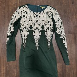 Gianni Bini Green Embroidered Dress – XS – Long Sleeve