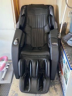 Insignia 3D Massage Chair