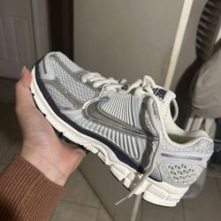 Vomero 5 Bowerman Series Size 8