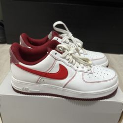 Nike Air Force 1 ‘07   White University Red Men (8.5)