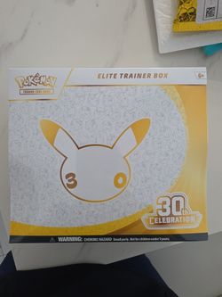 Pokémon TCG 30th Celebration Elite Trainer Box