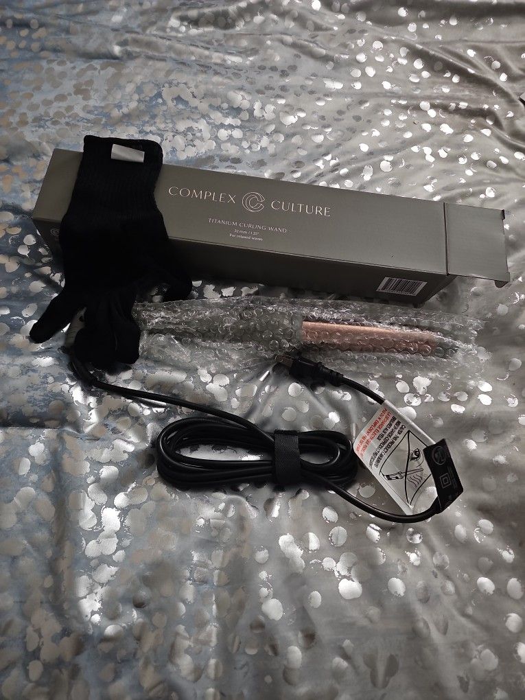 Complex Culture Titanium Curling Wand