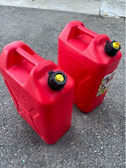 Plastic gas cans 5 gal