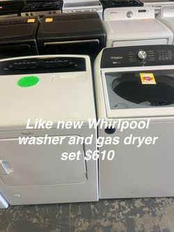 Like New Whirlpool Washer And Gas Dryer Set