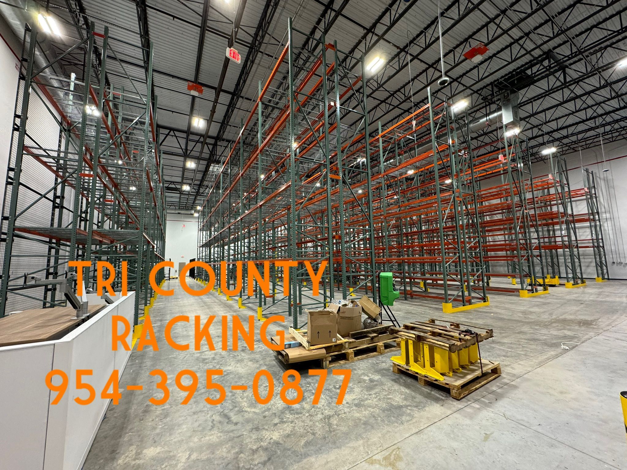 Industrial Teardrop Pallet Racking Used Beams, Upright Wire Decks