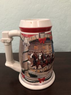 Budweiser beer stein 2001 Holiday at the Capital Clydesdale horses