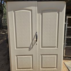 Rubbermaid Shed